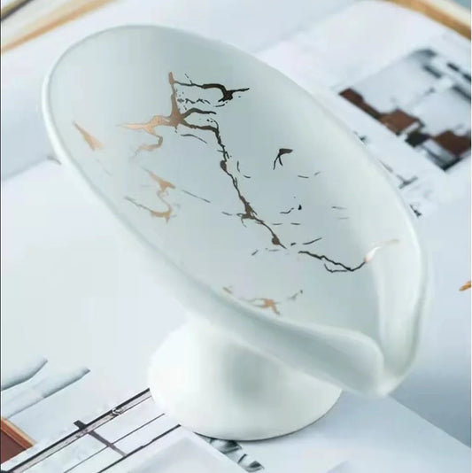 1PC Ceramic Leay Shower Soap Holder Bathroom and kitchen  Supplies Leaf Shape Box Water Guide Hole Dish Storage Plate