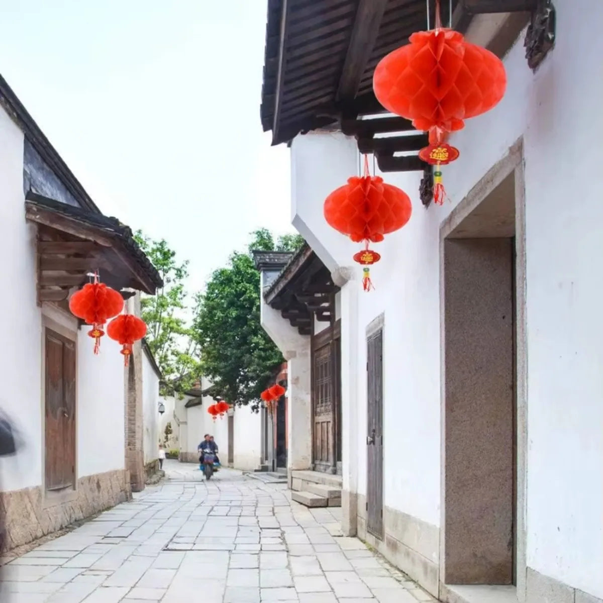 Traditional Chinese Paper Lanterns 20-Pack, Festival Wedding Party Decoration Supplies