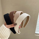 Elegant Wide-Rimmed Hair Binding Band – Summer Design