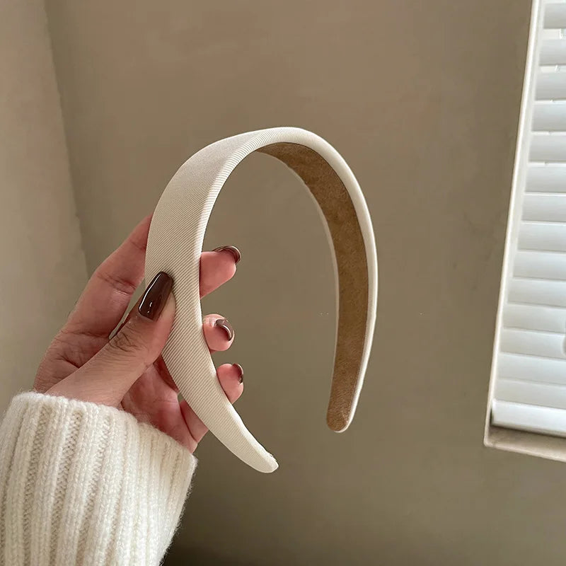 Elegant Wide-Rimmed Hair Binding Band – Summer Design