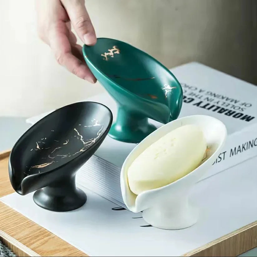 1PC Ceramic Leay Shower Soap Holder Bathroom and kitchen  Supplies Leaf Shape Box Water Guide Hole Dish Storage Plate